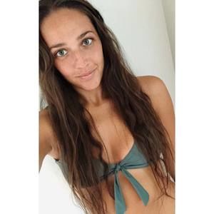 Meet your Posher, Holly